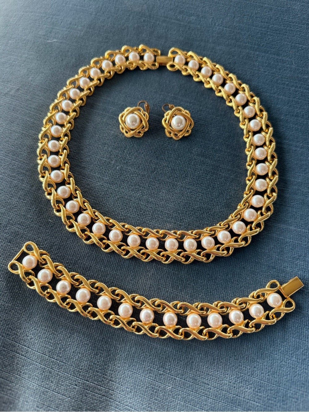 Woven Napier Link Faux Pearl Necklace, Bracelet & Earring Set — Pat. 4,774,74
